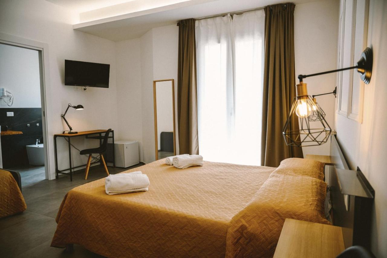 Ermes Bed and Breakfast Avola Eksteriør billede